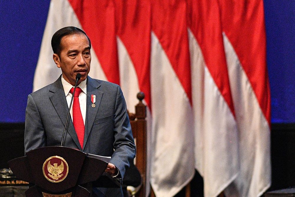 Jokowi Dikabarkan Panggil Calon Menteri, Risma Sudah di Jakarta