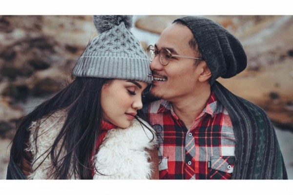 Hidup Bahagia, 10 Aktor Indonesia Ini Menikah dengan Seorang Model
