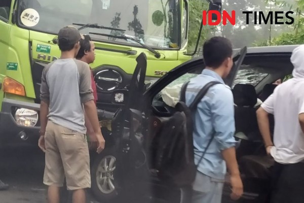 Kecelakaan Maut Avanza vs Tronton di Serang, 3 Orang Meninggal