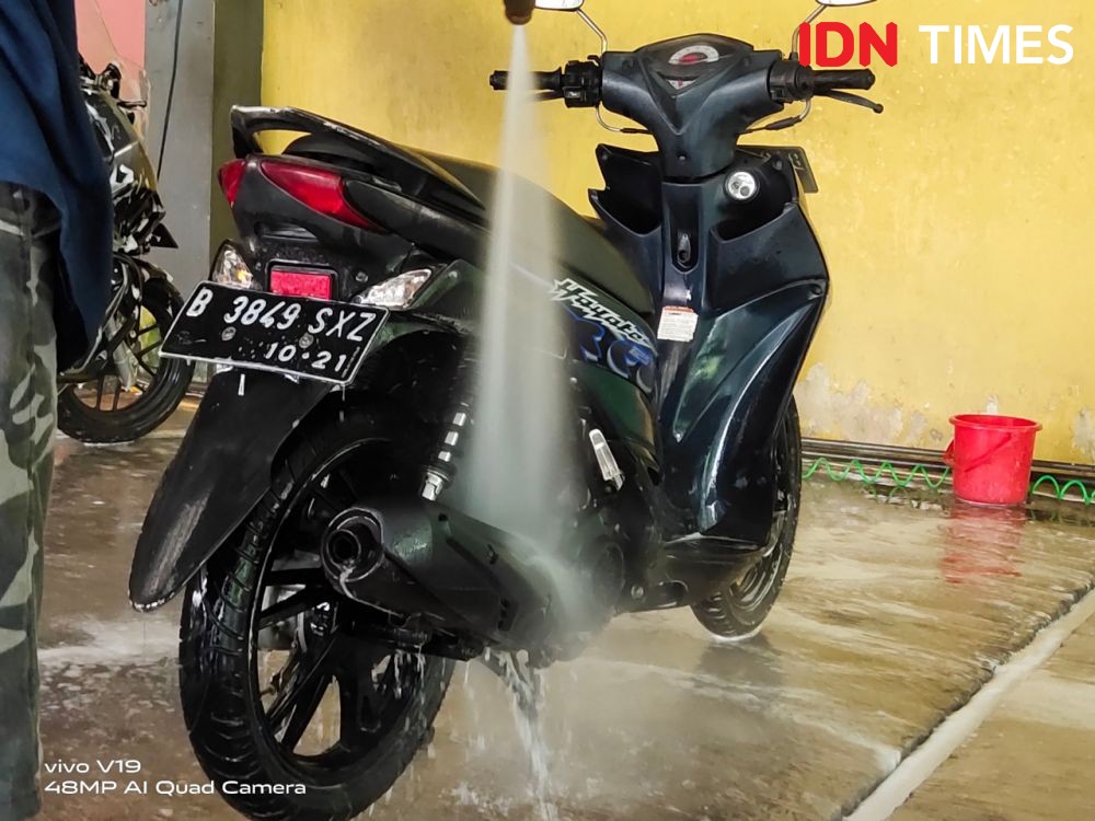 Begini Cara Mencuci Sepeda Motor yang Benar