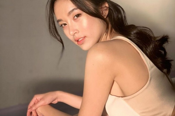 Pesonanya Bikin Meleleh, 12 Artis Thailand Ini Ternyata Dulunya Cowok