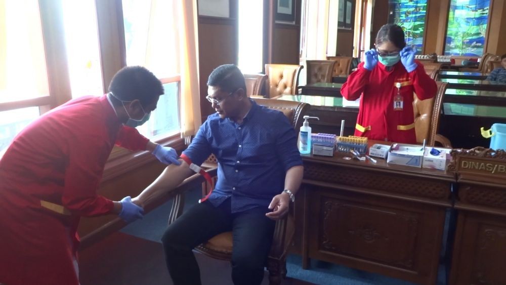 Pulang Kunker, Anggota DPRD Tulungagung Jalani Tes Kesehatan