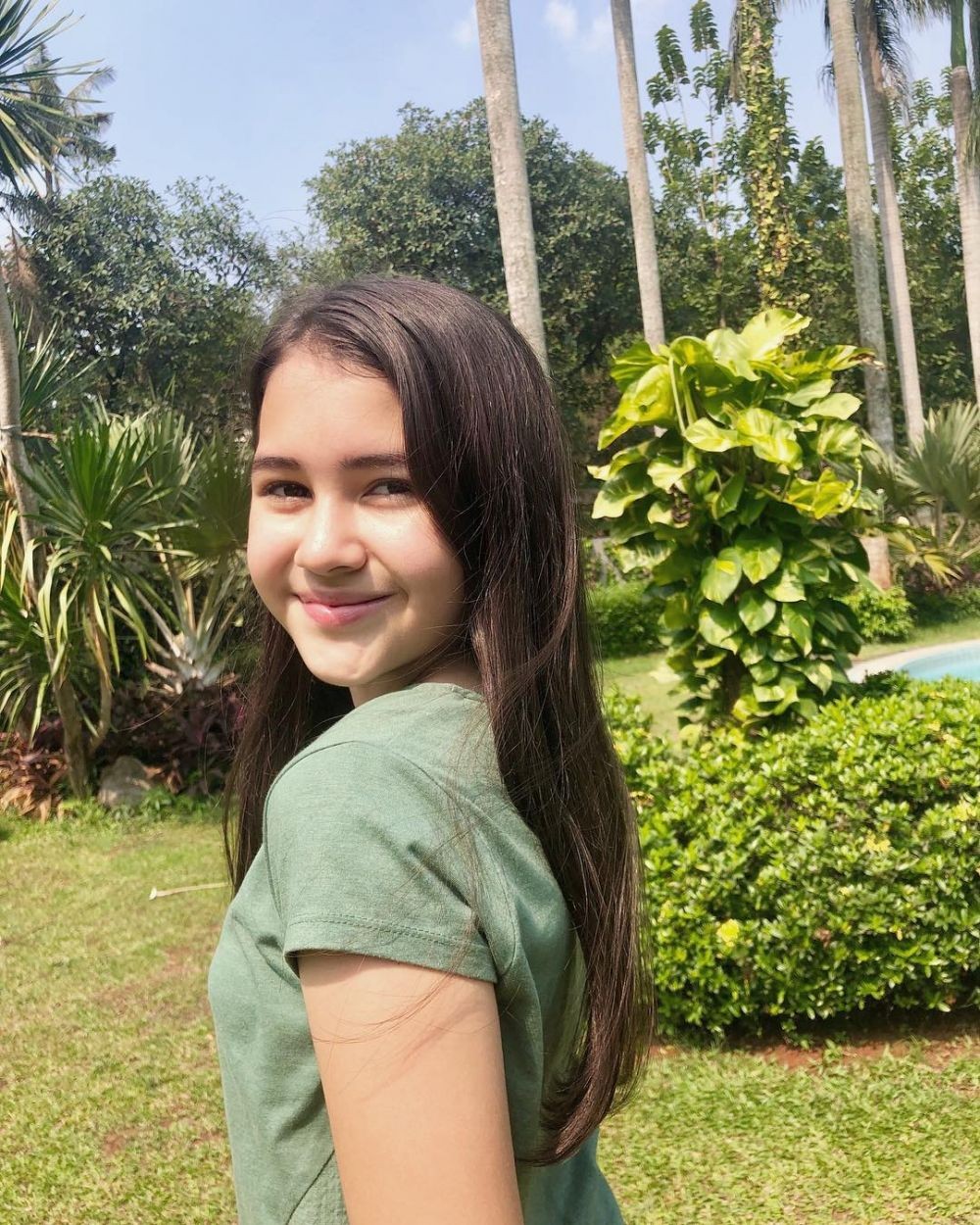10 Potret Hits Sandrinna Michelle, Bintang Sinetron 'Dari Jendela SMP'