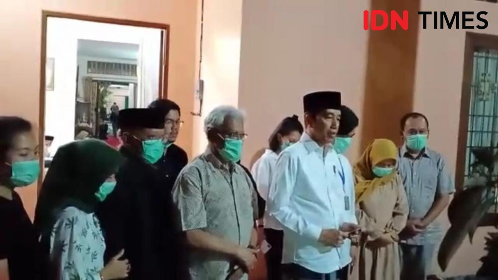 Pemkot Solo Siapkan Akte Kematian Untuk Ibunda Jokowi yang Tutup Usia