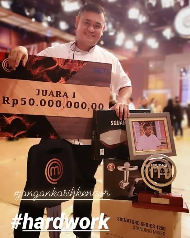 Intip 10 Foto Eric, Pengusaha Bakmi yang Juarai MasterChef Indonesia