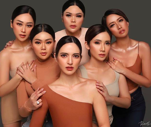 10 Pose Terbaru Nia Ramadhani Pamer Kaki Jenjang, Bikin Panas Dingin