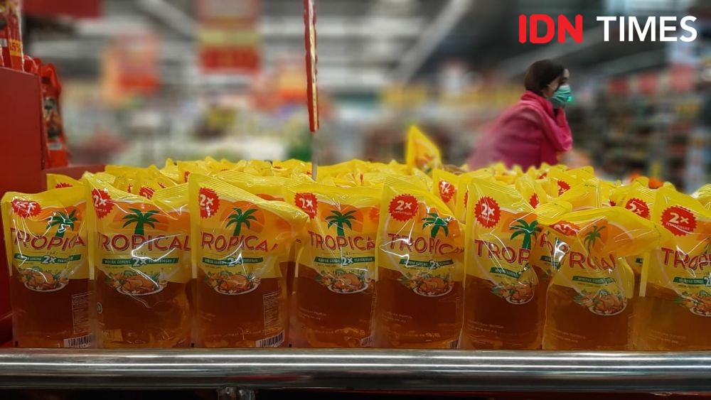 Harga Minyak Goreng di Pasar Tradisional Makassar Masih di Atas HET