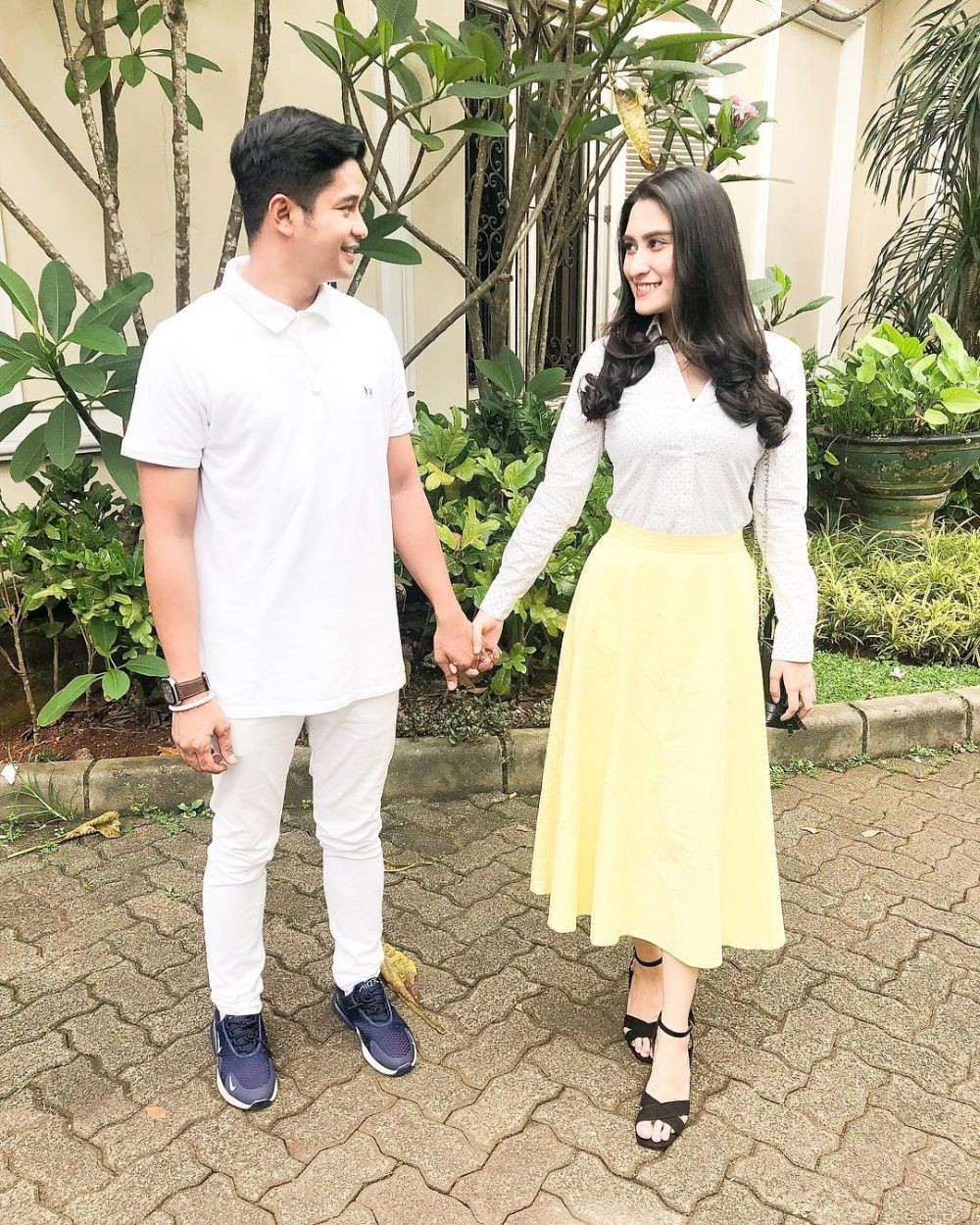 15 OOTD Couple Ala Adly Fayruz Dan Angbeen Rishi