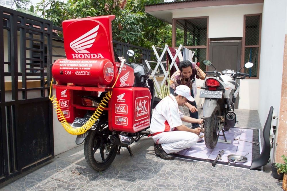 Honda Bantu Penyemprotan Disinfektan Gratis Selama Dua Bulan
