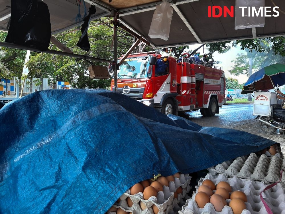 [FOTO] Wilayah Pesisir Utara Kabupaten Tangerang Disemprot Disinfektan