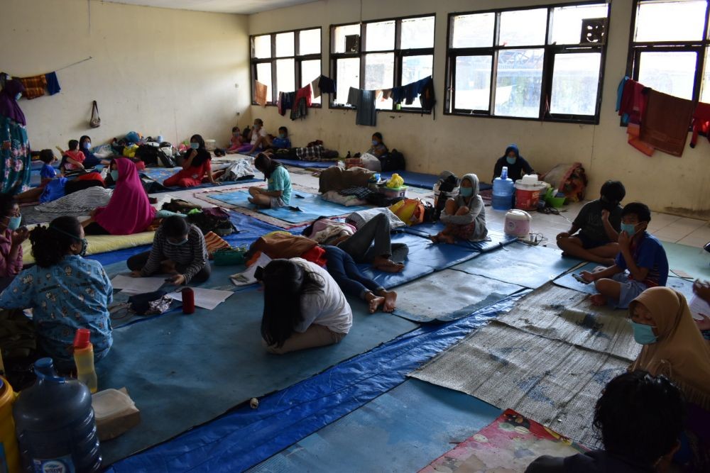 Curhat Siswa di Pengungsian Banjir Bandung: Bikin Belajar Gak Fokus