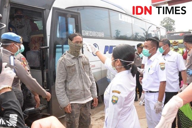 Warga yang Masuk ke Kota Makassar Diwajibkan Memakai Masker
