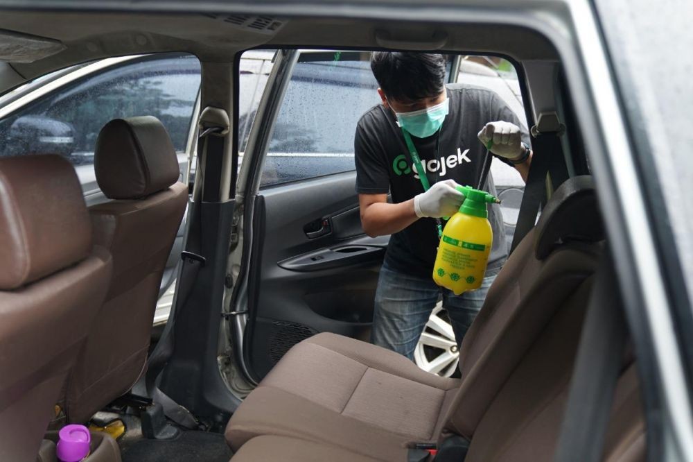 Kisah Sopir Taksi Online Semarang: Nol Orderan, Antar Pasien COVID-19