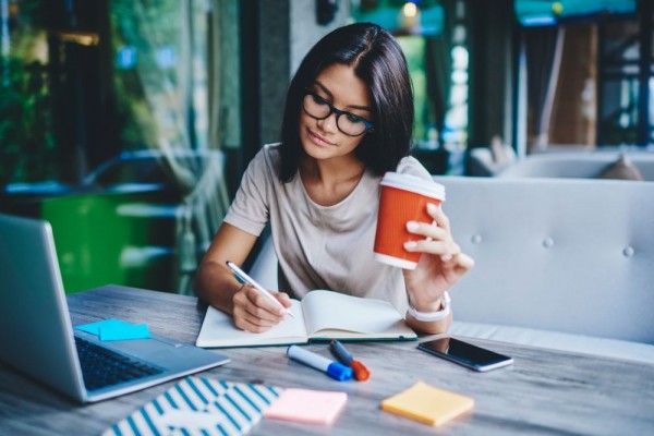 Mau Kerja Freelance? Pertimbangkan 5 Hal Ini Dulu