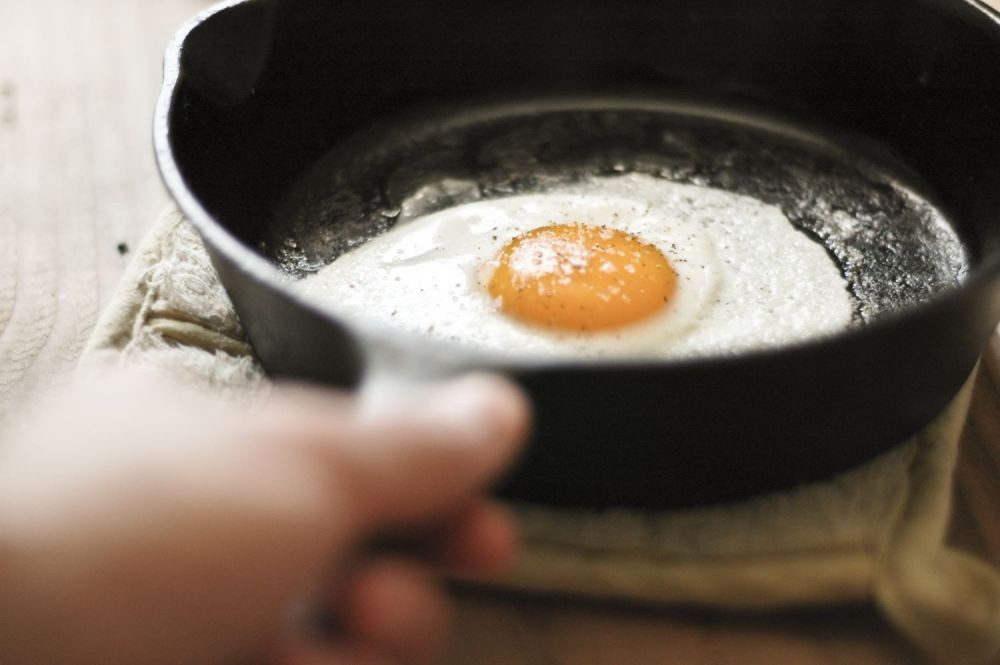 10 Tips Membuat  Telur  Mata  Sapi  Setengah Matang yang  Sempurna