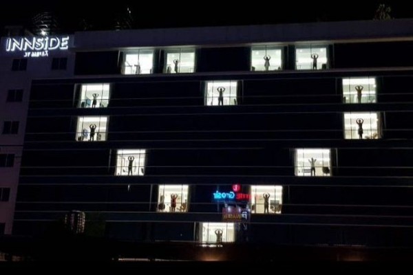 Tanda Cinta, Puluhan Hotel di Jogja Nyalakan Lampu Berbentuk Hati
