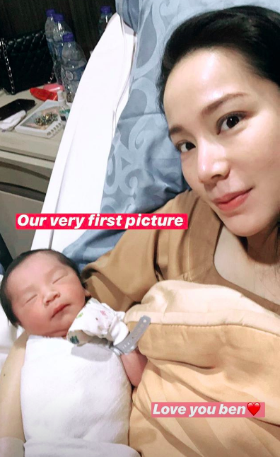 Dikaruniai Anak Kedua, 10 Momen Manis Jill Gladys jadi Mama Siaga