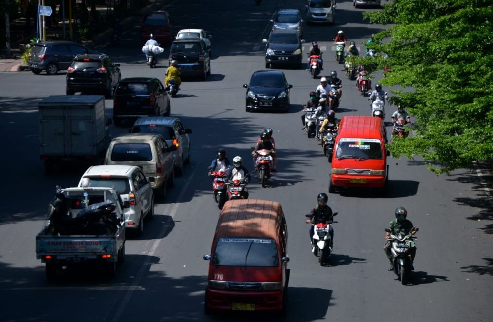 Volume Kendaraan di Jalanan Kota Makassar Turun Hingga 80 Persen