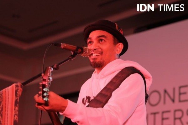 10 Momen Indah Glenn Fredly Bersama Gewa, Anak Pertamanya