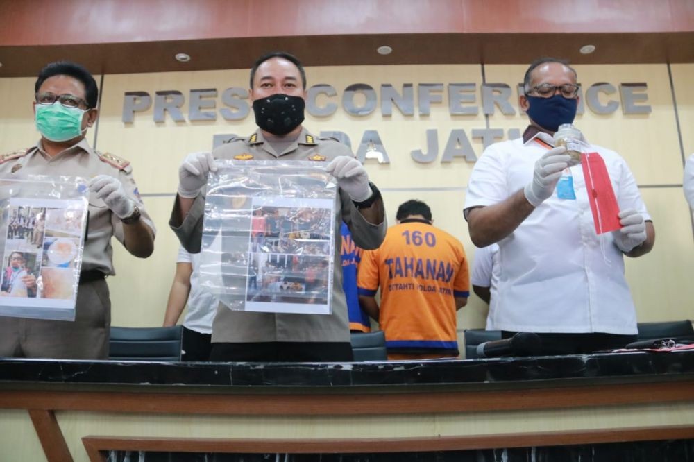 Pengekspor Benih Lobster Ilegal Ditangkap, Negara Merugi Rp4,2 Miliar