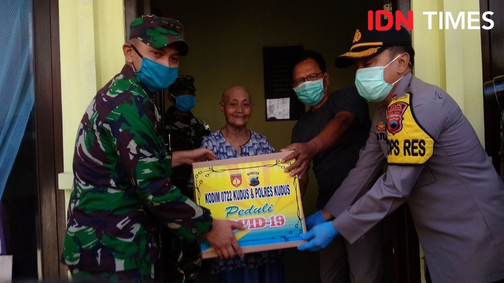 Mudik, Kena PHK di Jakarta, Warga Kudus Malah Dapat Bantuan Sembako