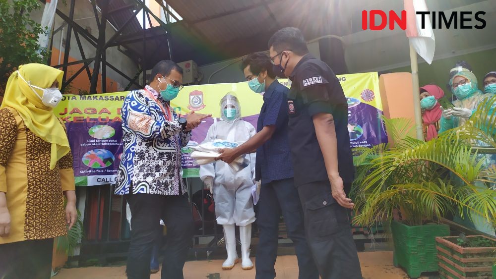 JPK Sulsel Distribusikan APD ke 21 Puskesmas Zona Merah di Makassar