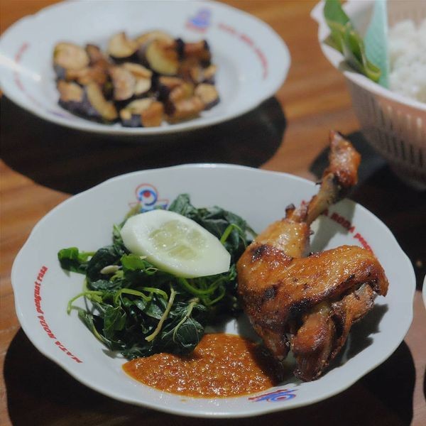 Rekomendasi 7 Tempat Makan dengan Sambal Paling Nampol di Yogyakarta
