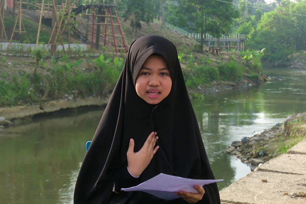 Rindu Salat Berjamaah di Masjid, Siswi SMP Bikin Puisi Korona Cukuplah