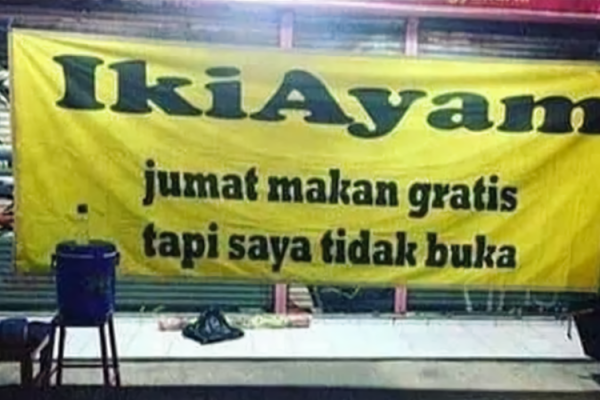 Harus Lihat Dua Kali, 10 Tulisan Spanduk Promo Ini Menipu Mata