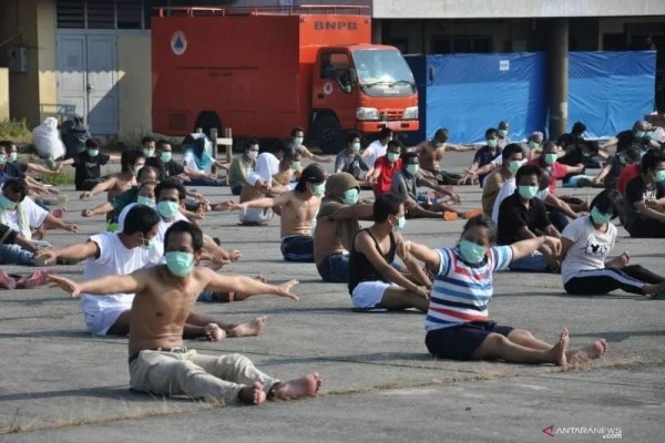 9.944 Pekerja Migran Pulang ke Jatim, 89 Positif COVID-19