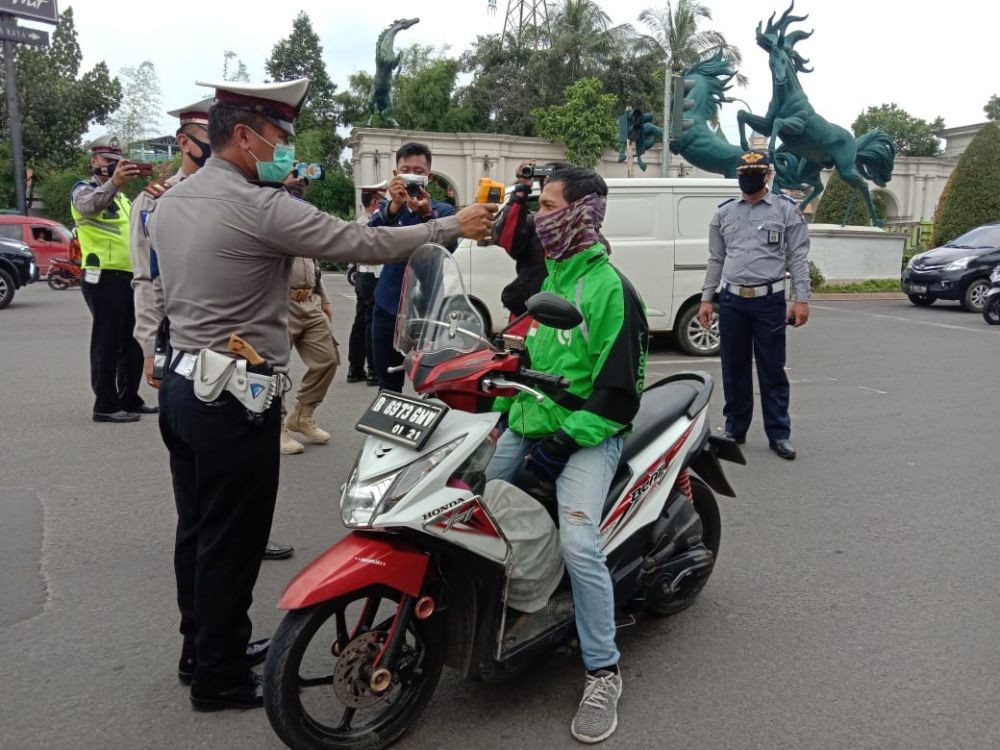 Sah, Gubernur Banten Keluarkan Pergub PSBB Tangerang Raya 