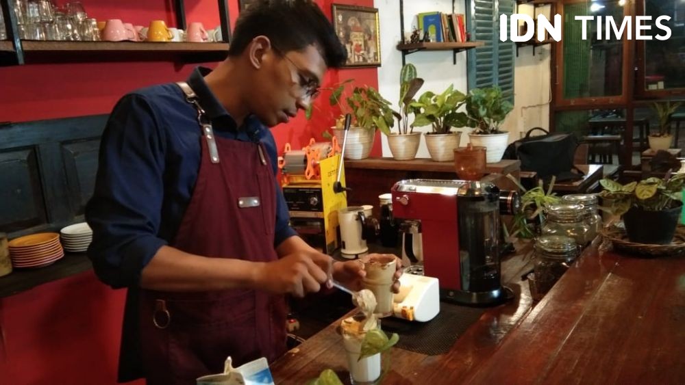 Cara Membuat Dalgona Coffee, Kegiatan Tepat saat WFH