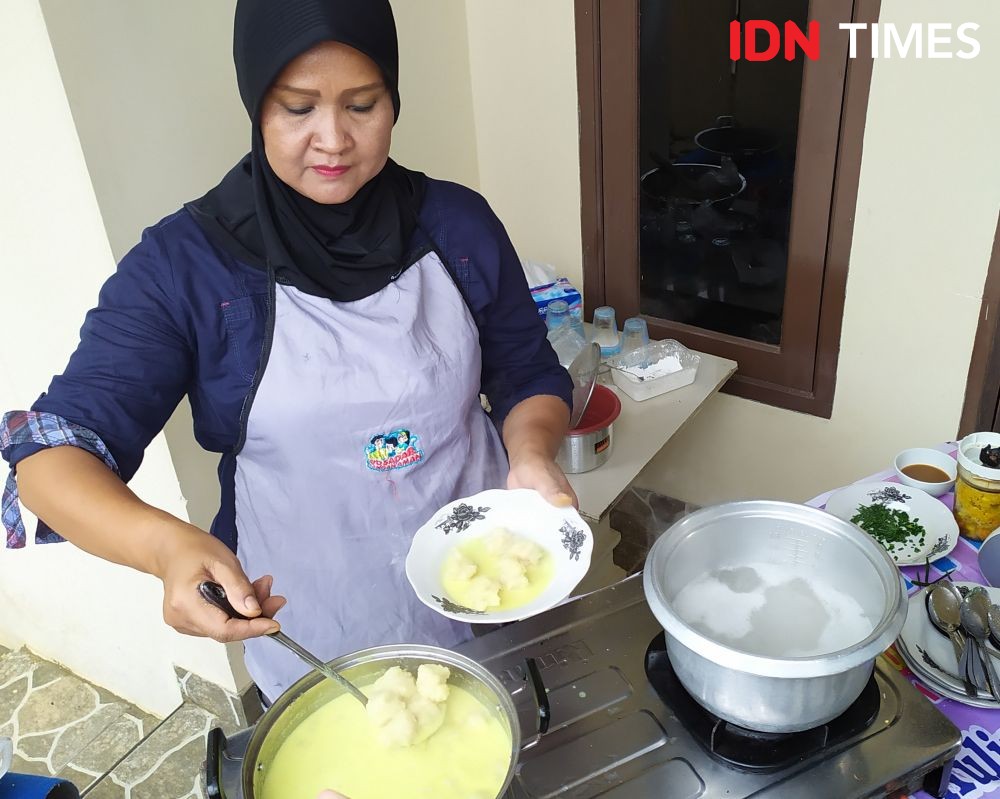 Cara Membuat Celimpungan Makanan khas Palembang, Dijamin Maknyos! 