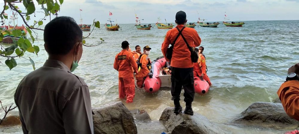 Nelayan di Rembang Hilang di Laut, Mesin Perahu Ditemukan Masih Hidup