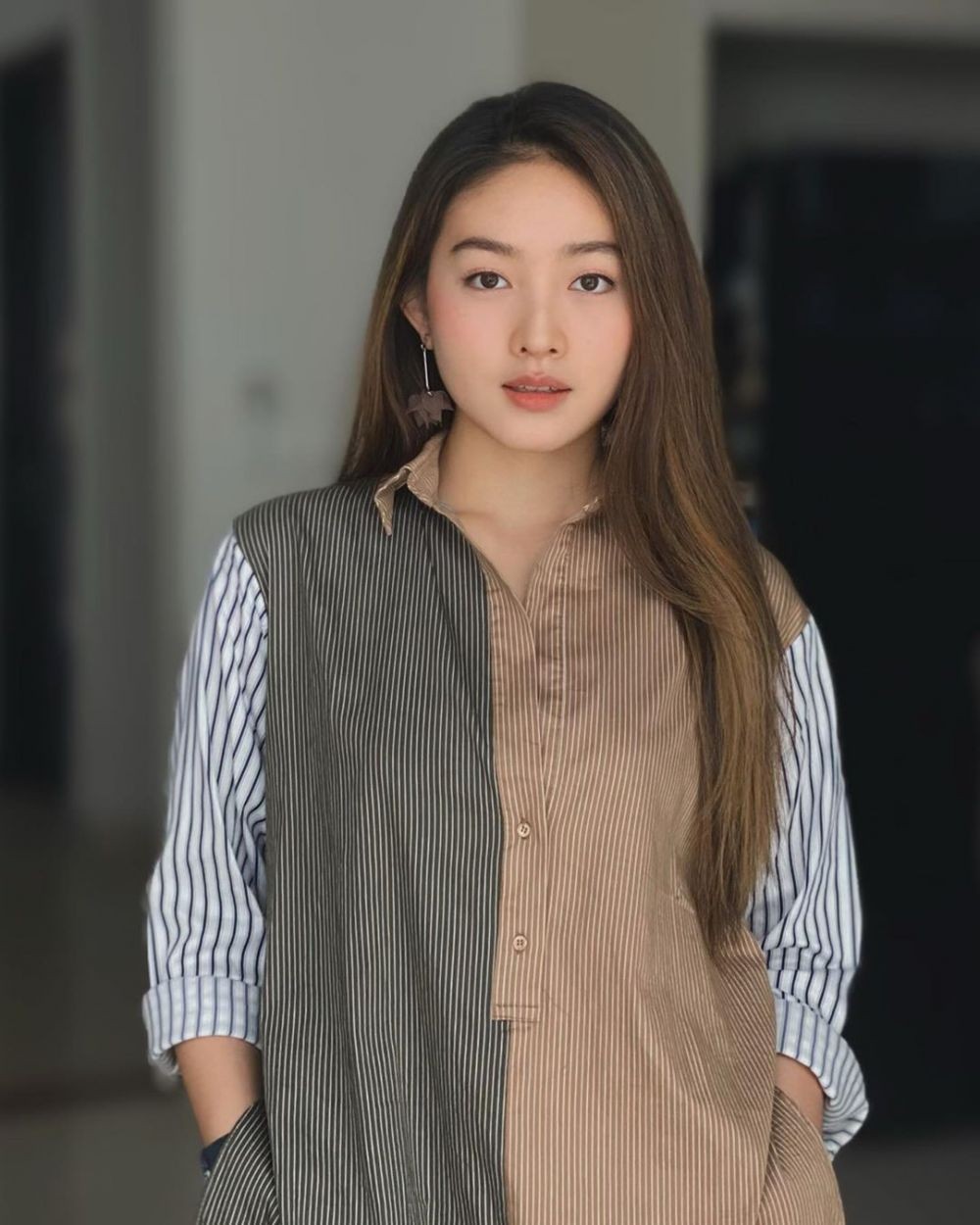 Makin Curi Perhatian, 10 Foto Natasha Wilona Pamer Rambut Pirangnya