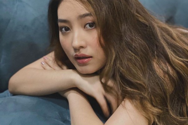Makin Curi Perhatian, 10 Foto Natasha Wilona Pamer Rambut Pirangnya