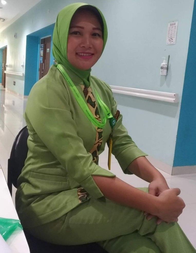 Nindy, Rela Pisah dari Buah Hati untuk Rawat Pasien Corona di Semarang