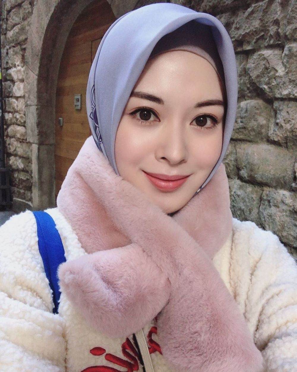 Beragama Islam Ini 6 Idol Kpop Youtuber Korea Yang Rayakan Ramadan Idn Times Jabar [ 1250 x 1000 Pixel ]