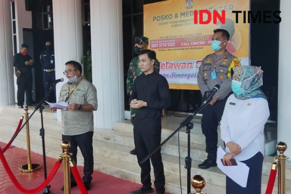 Waspada, Pasien COVID- 19 Akibat Transmisi Lokal Terus Meningkat
