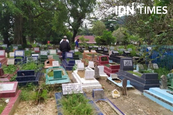 2 Tahun Tanpa Untung, Penjual Bunga TPU Palembang Kini Ramai Pembeli