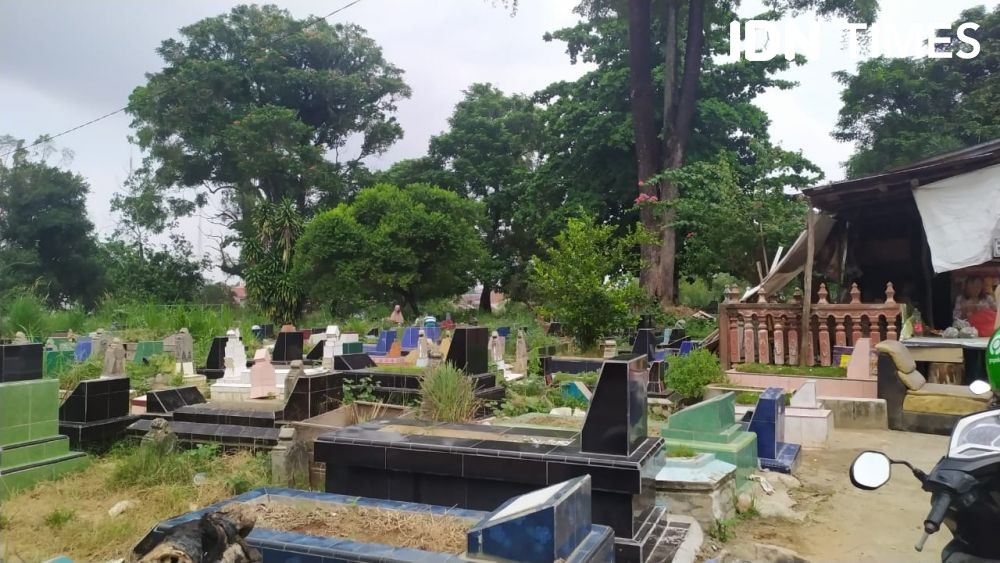 Cerita Penjual Bunga di Palembang, Peziarah Luar Kota Dilarang Mudik