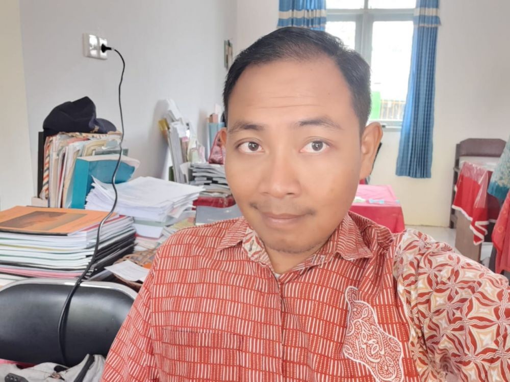Tak Bisa Belajar Online, Nanang Kunjungi Rumah Murid-muridnya 