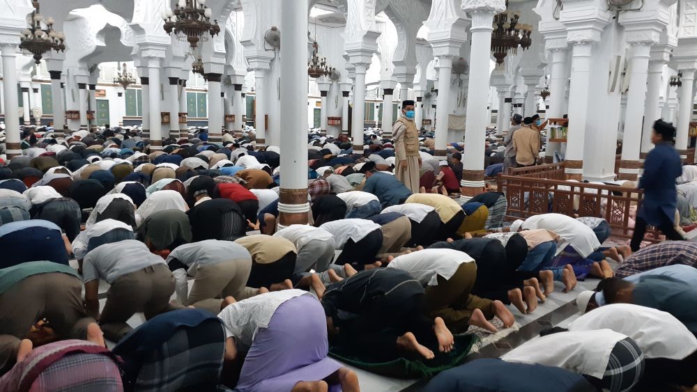 Masih Pandemik, Jemaah Masjid di Semarang Diminta Tetap Patuhi Protokol Kesehatan