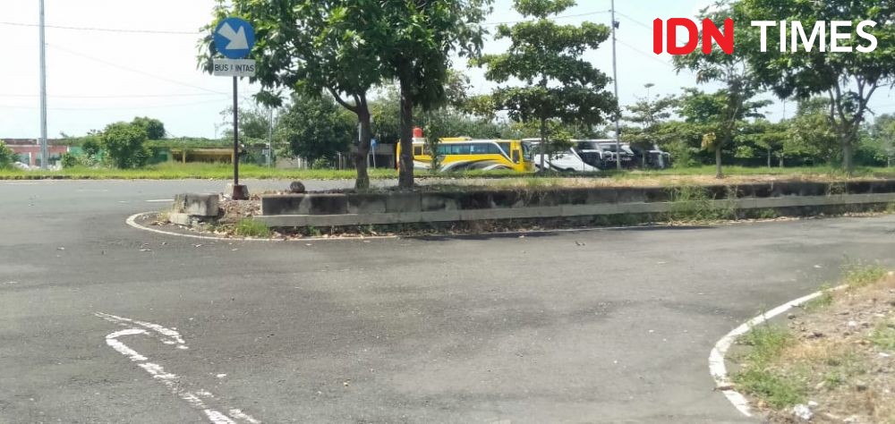Dampak Larangan Mudik, Mayoritas Bus di Semarang Kosong Melompong