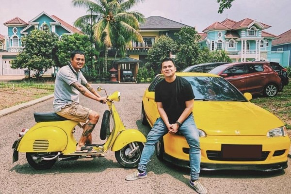 Koleksi Mobil Mewah, Inilah Pekerjaan Baru Artis Handika Pratama