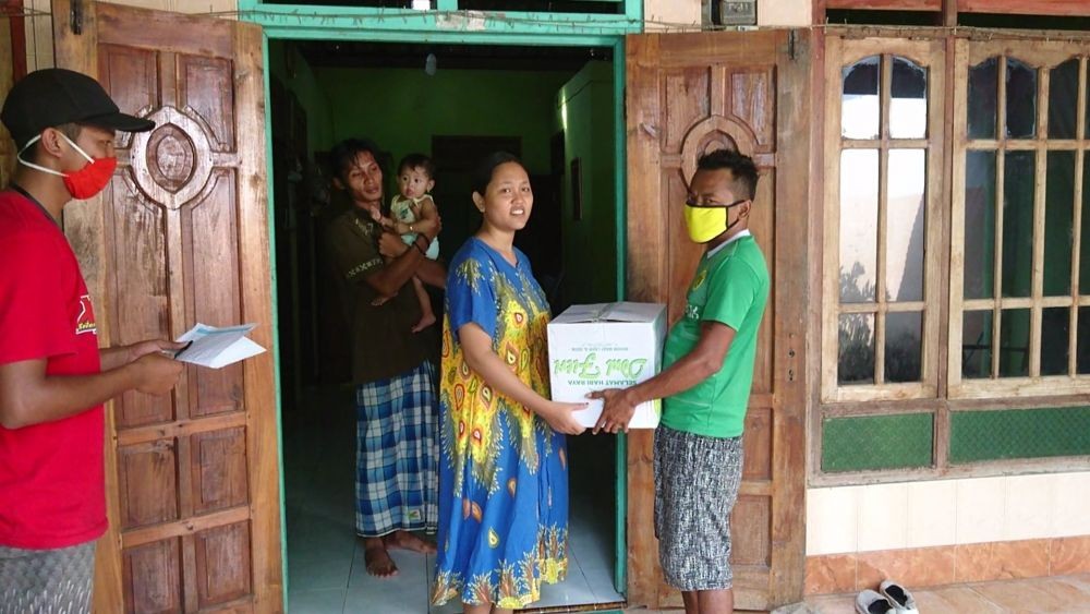 Satu Desa Dikarantina, Pemkab Tulungagung Beri Bantuan Paket Sembako