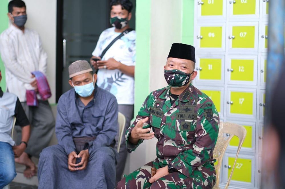 Dandim Kunjungi Masjid Al Amin Balikpapan, Imbau Ibadah di Rumah