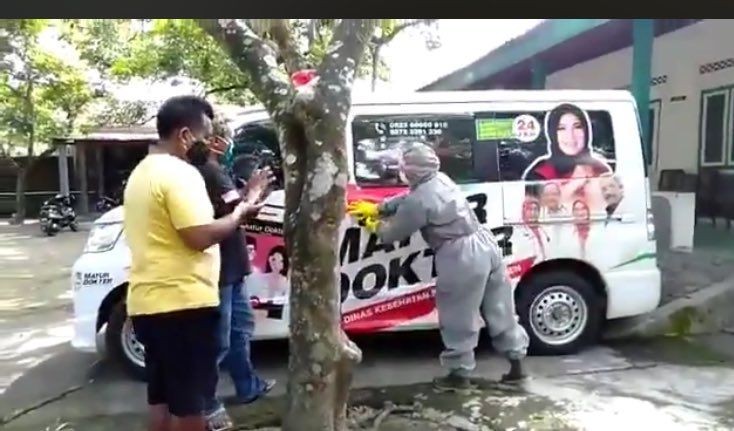 10 Bantuan Virus Corona Berbau Kampanye Bupati Klaten Sri Mulyani