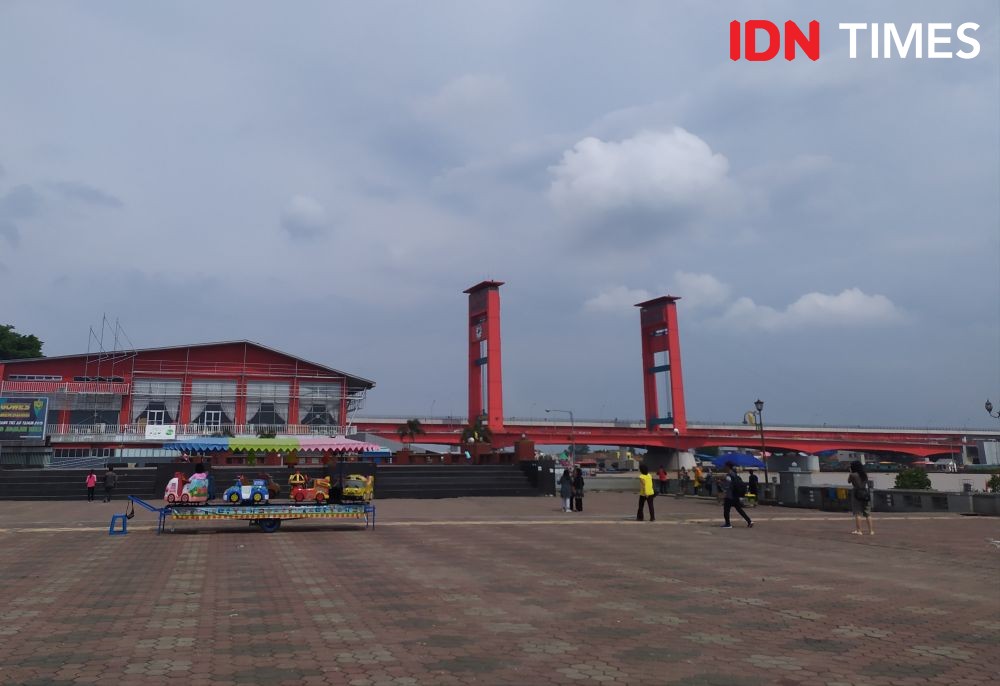 Mal dan Minimarket Palembang Diminta Angkut Sampah Sendiri Tahun Depan