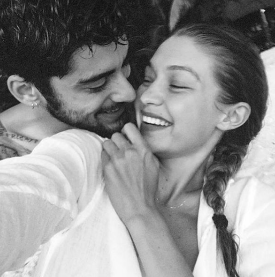 Umumkan Kehamilan 10 Potret Kemesraan Gigi Hadid Dan Zayn Malik 